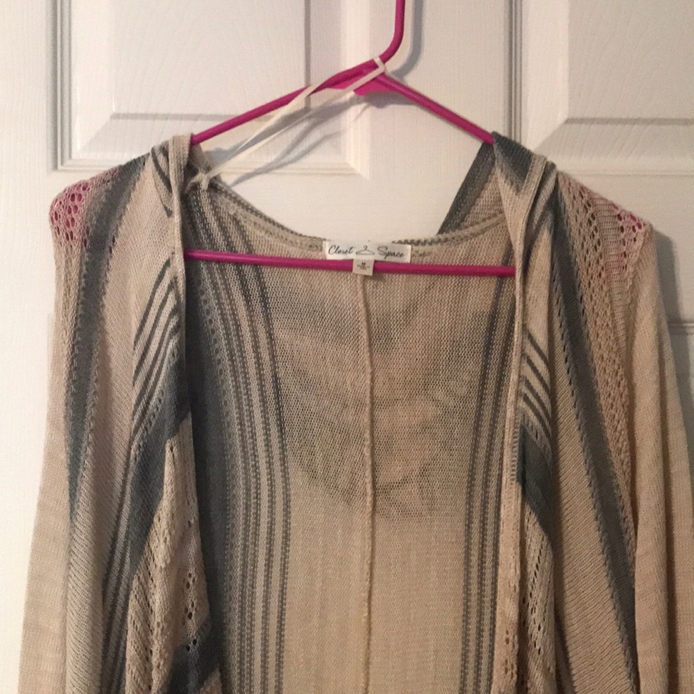Cardigan - Picture 3 of 6